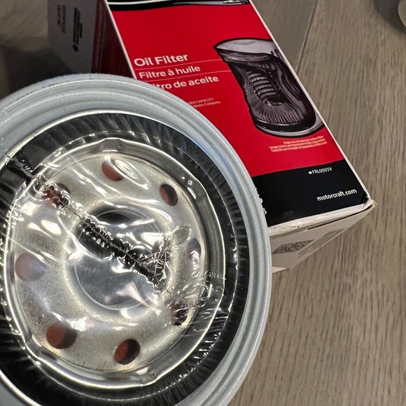 Motorcraft - Oil Filter (FL2051S) - Picture 7 of 7